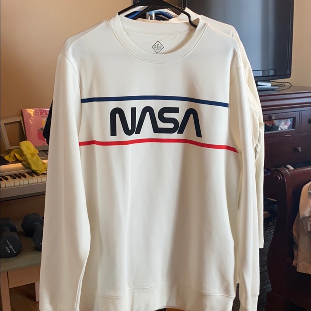NASA sweatshirt